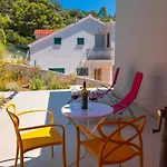 Marisari Apartamento Lastovo