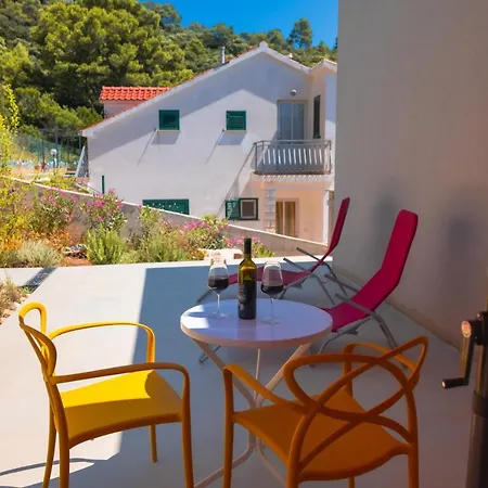 Marisari Appartement Lastovo