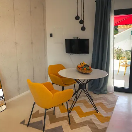 Marisari Apartmán *