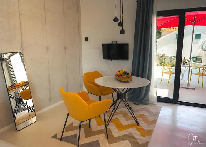 Marisari Appartement *